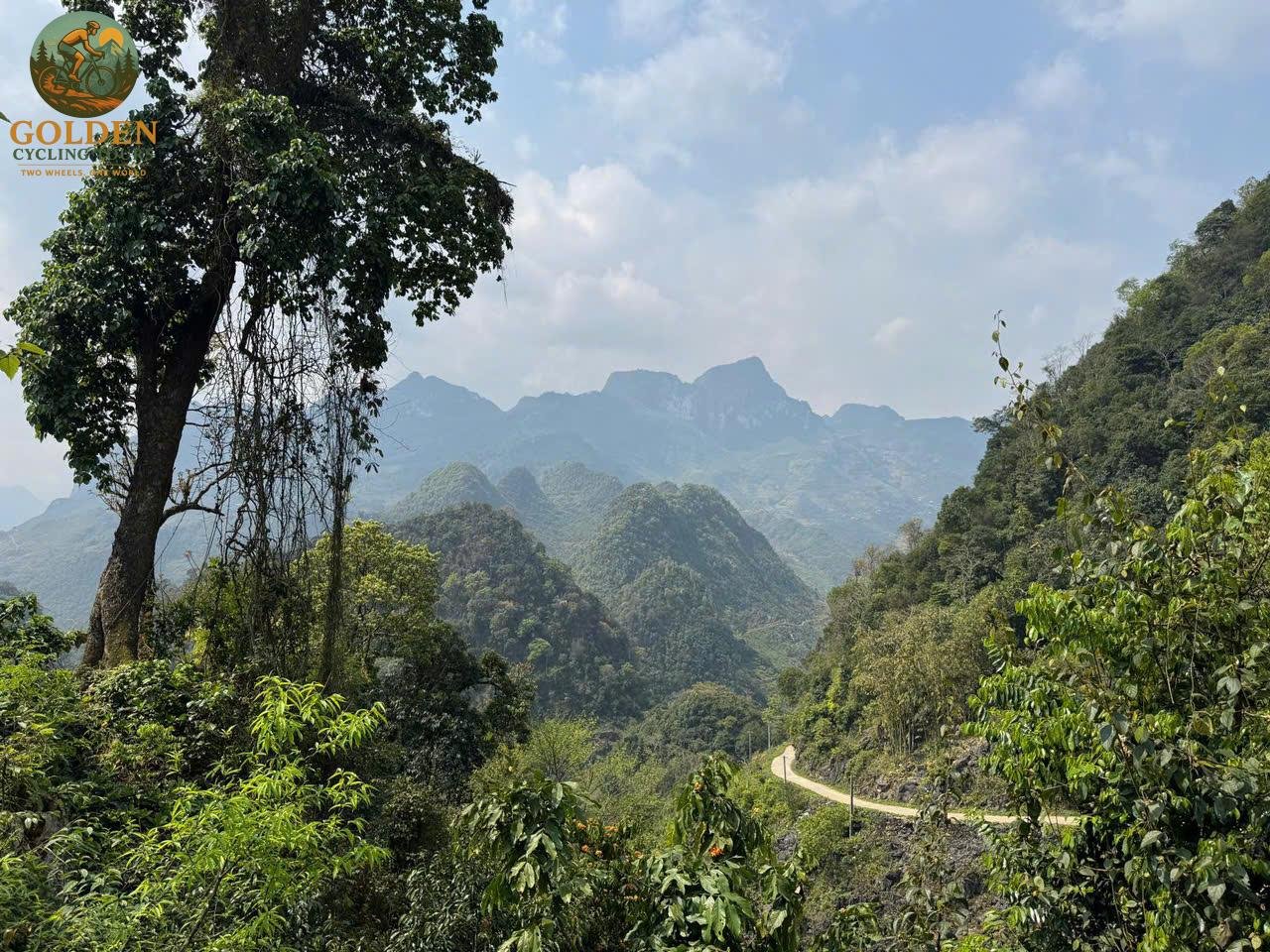 15-Day North Vietnam Cycling Tour: Hanoi, Sa Pa, Ha Giang & Ba Be